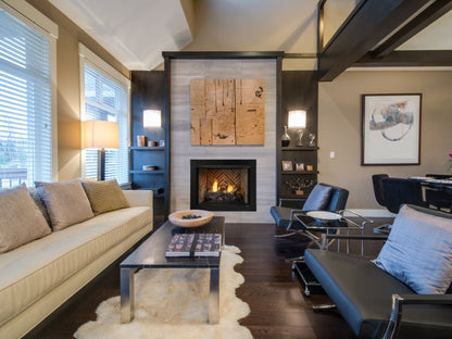 Monessen Attribute 32" Universal Circulating Vent Free Firebox with Radiant Face and Multitonal Brown Reversible Panels