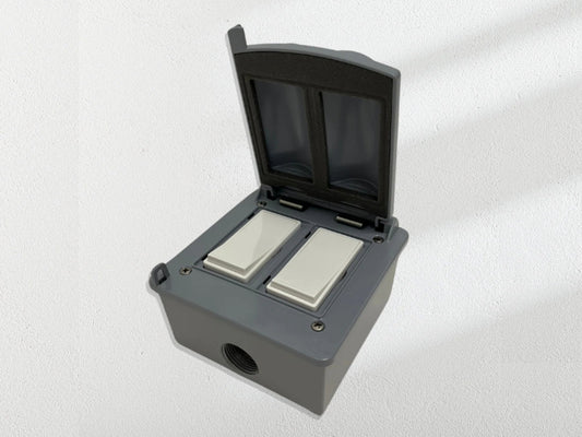 Bromic Heating Manual Double 20 AMP Switch 120-277V Oudoor Kit