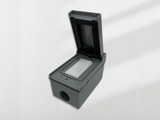 Bromic Heating Manual Single 20 AMP Switch 120-277V Oudoor Kit