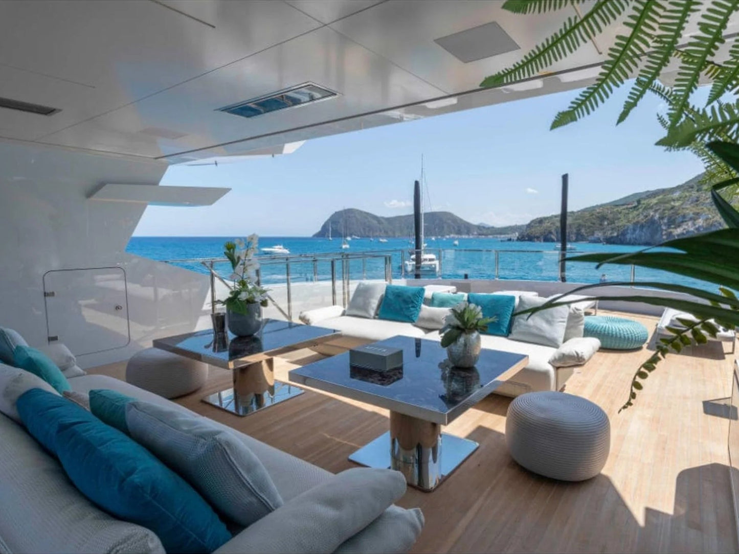 Bromic Heating Platinum Marine Smart-Heat 53" 4500W Series 220-240v Black Electric Outdoor Patio Heater