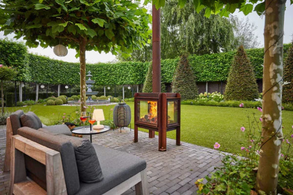 RB73 Fennek 80 4-Sided Glass Outdoor Wood Fireplace