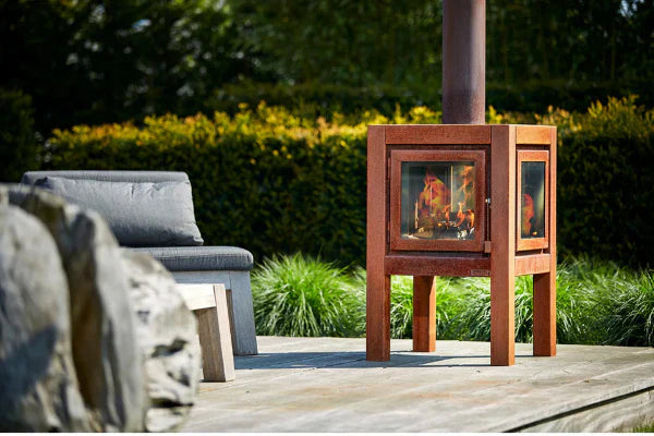 RB73 Quaruba L 3-Sided Glass Outdoor Wood Fireplace