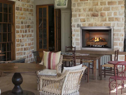 Majestic Vesper 36" Traditional Outdoor Vent Free Gas Fireplace with Herringbone Refractory